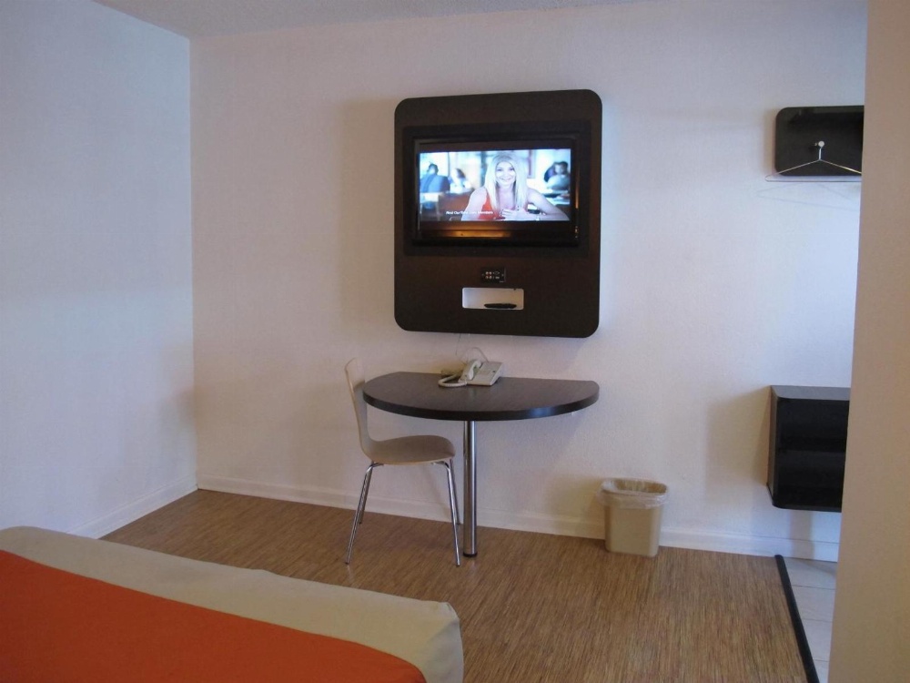 Room Image 5